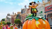disney-paint-the-night-dining-combo-hero