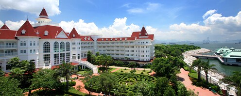 Hong Kong Disneyland Hotel Hong Kong Disneyland Resort Situs Resmi