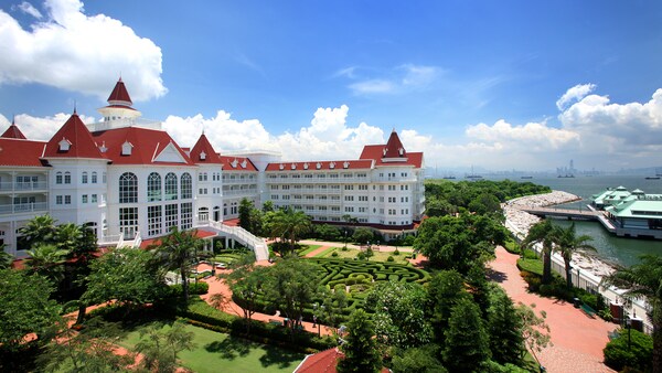 ホテル 香港ディズニーランド 公式サイト