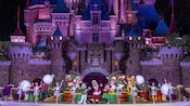 disney-paint-the-night-dining-combo-hero
