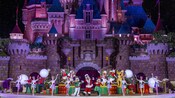 disney-paint-the-night-dining-combo-hero
